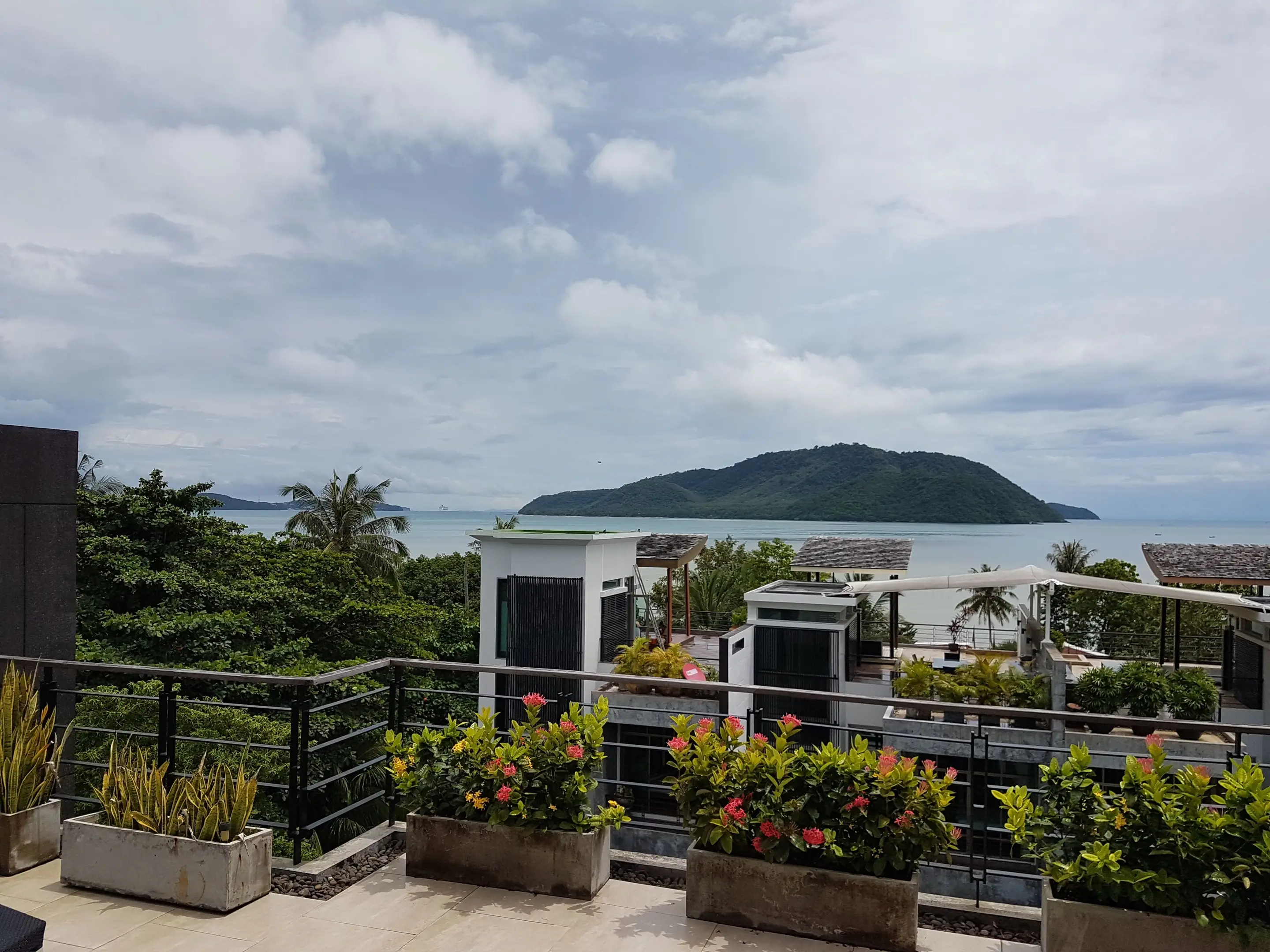3 Bedroom Pool Villa in Rawai for rent