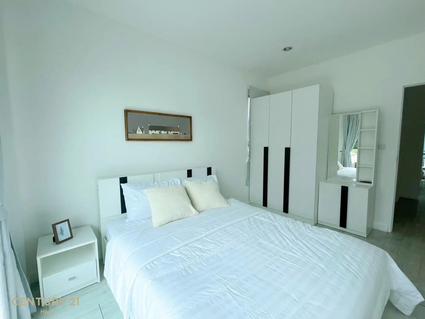 2 Bedroom + 1 Working room for rent at East Bangtaoville