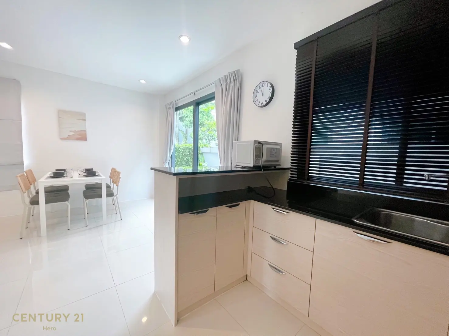 2 Bedroom + 1 Working room for rent at East Bangtaoville