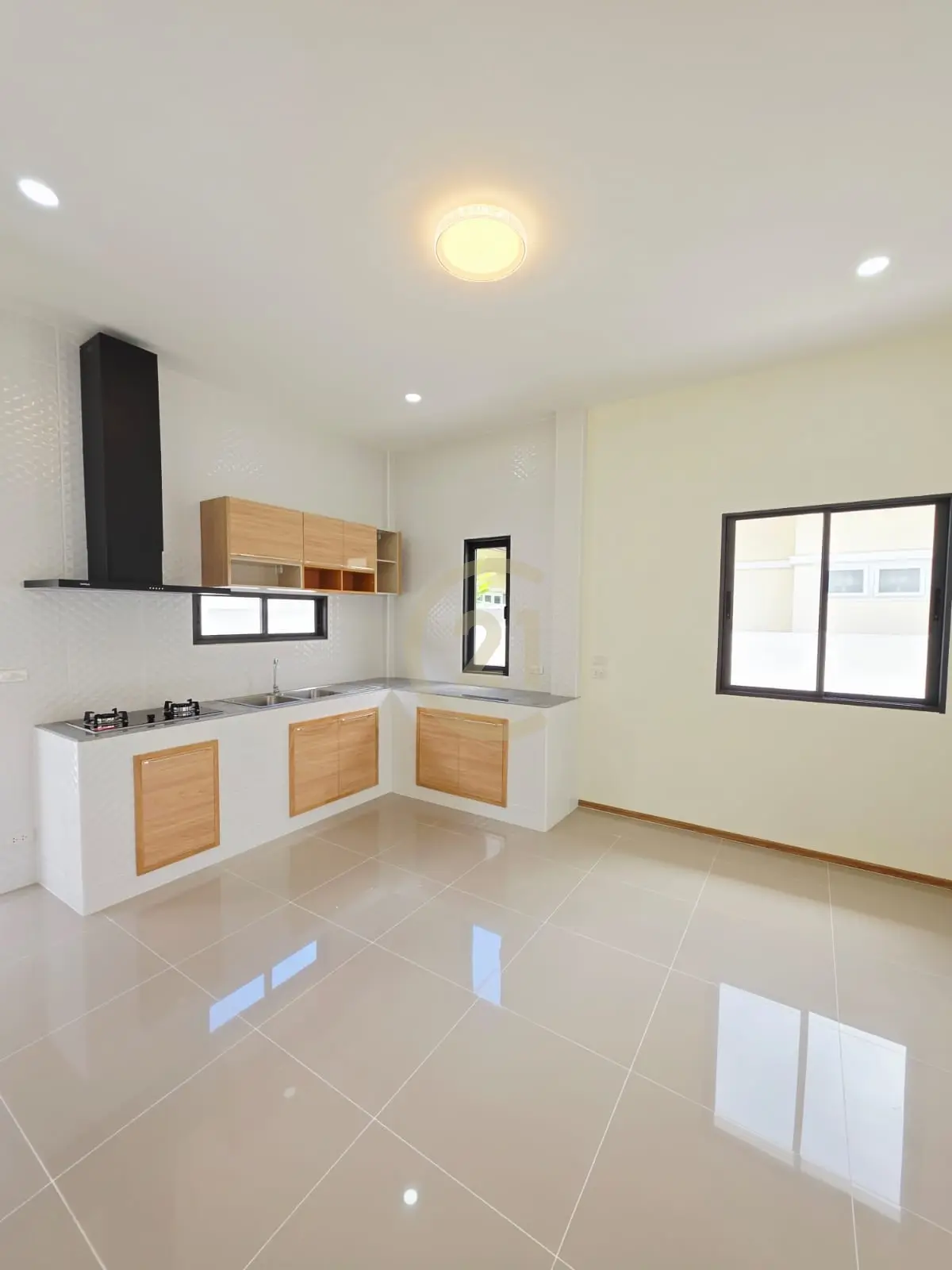 3 Bedroom house for sale in Sun Palm Village