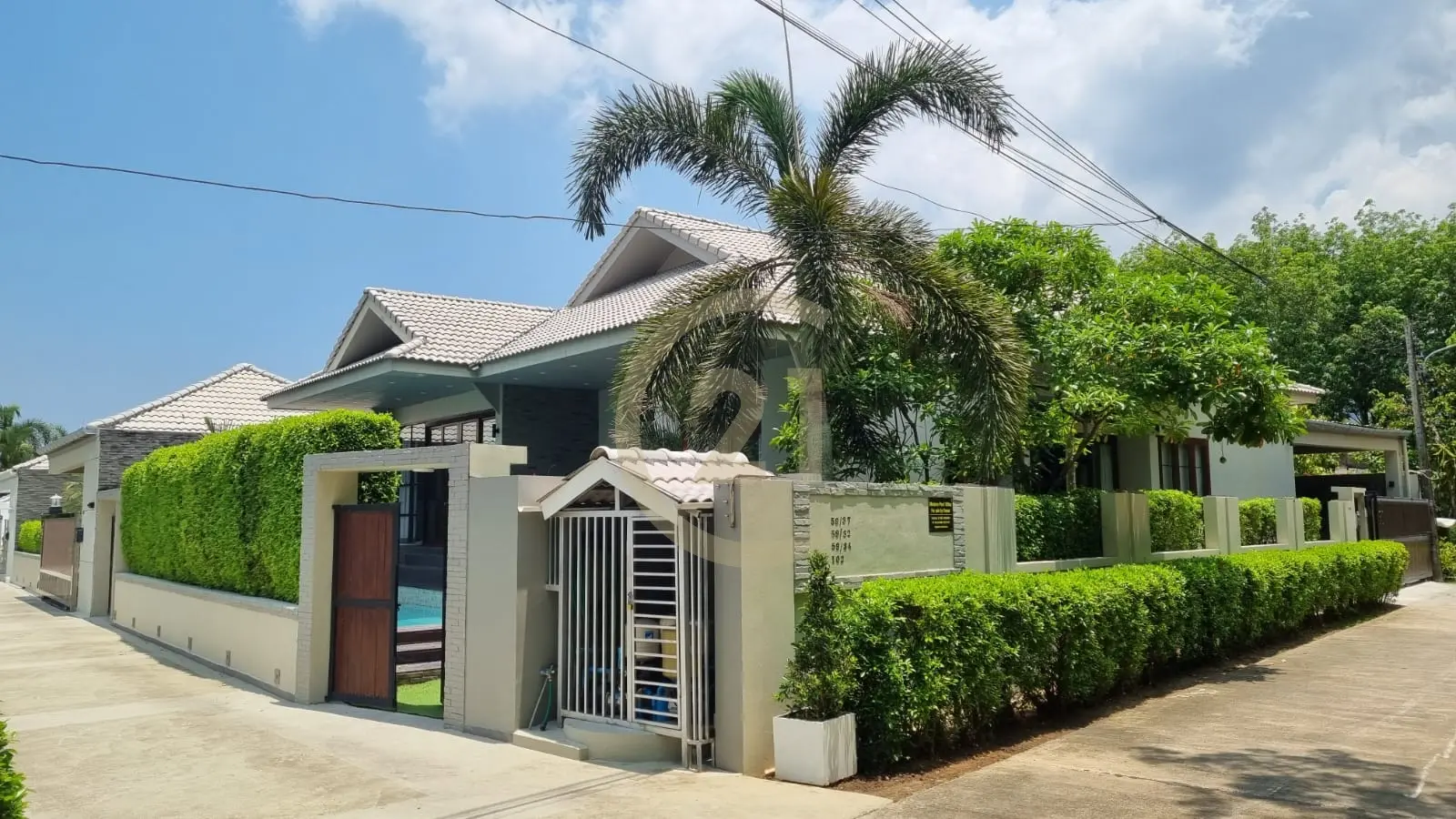 Private 3+1 Bedroom Pool Villa for Sale in Paklok, Phuket