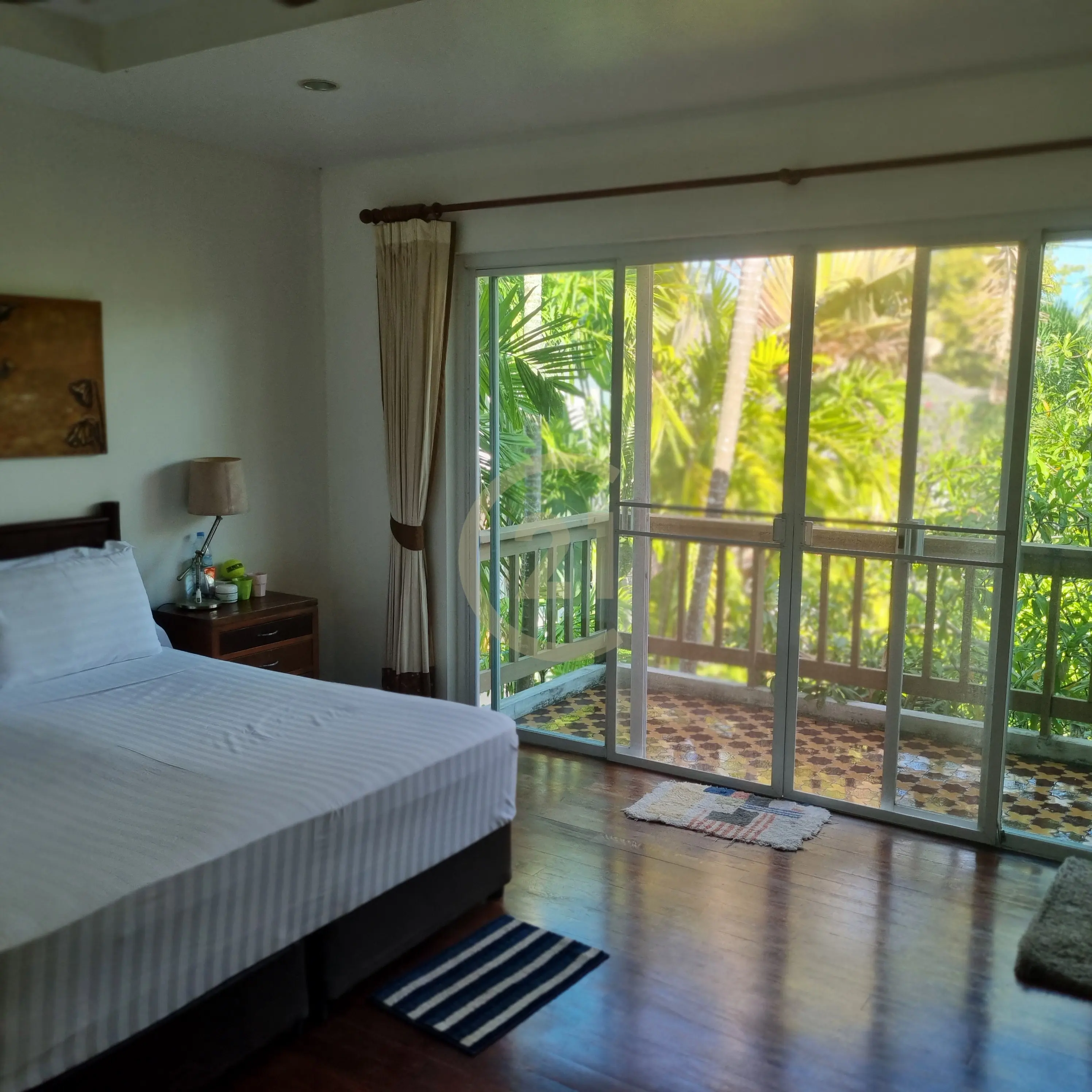 Private Pool Villa with 3 Ensuite Bedrooms in Rawai