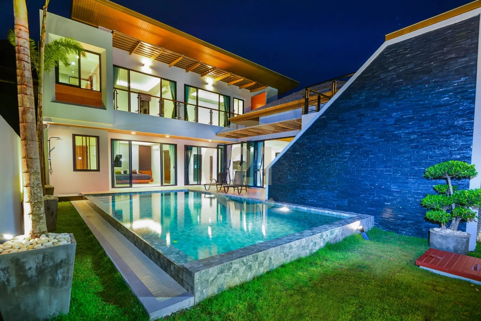 3 Bedroom Seaview Luxury Pool Villa in Saiyuan Rawai