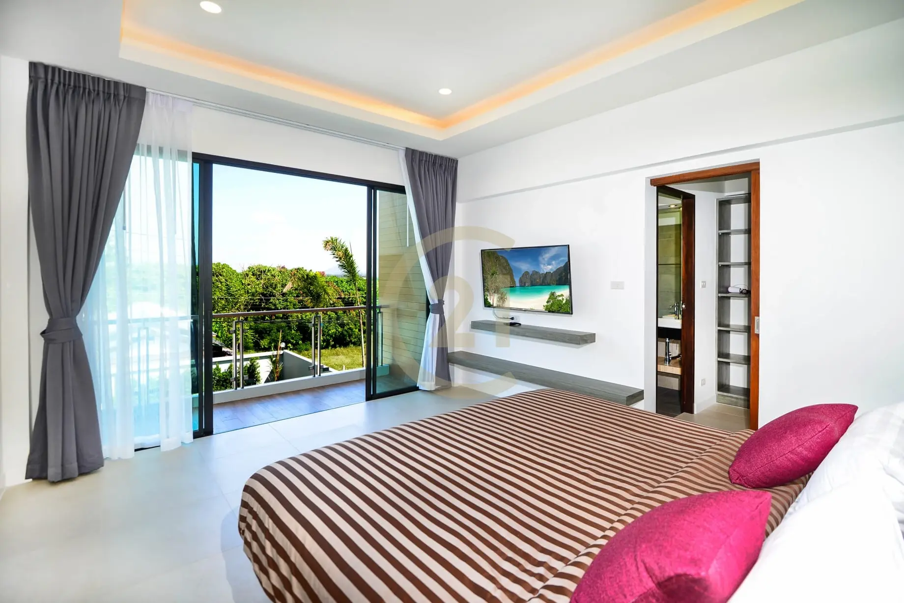 3 Bedroom Seaview Luxury Pool Villa in Saiyuan Rawai