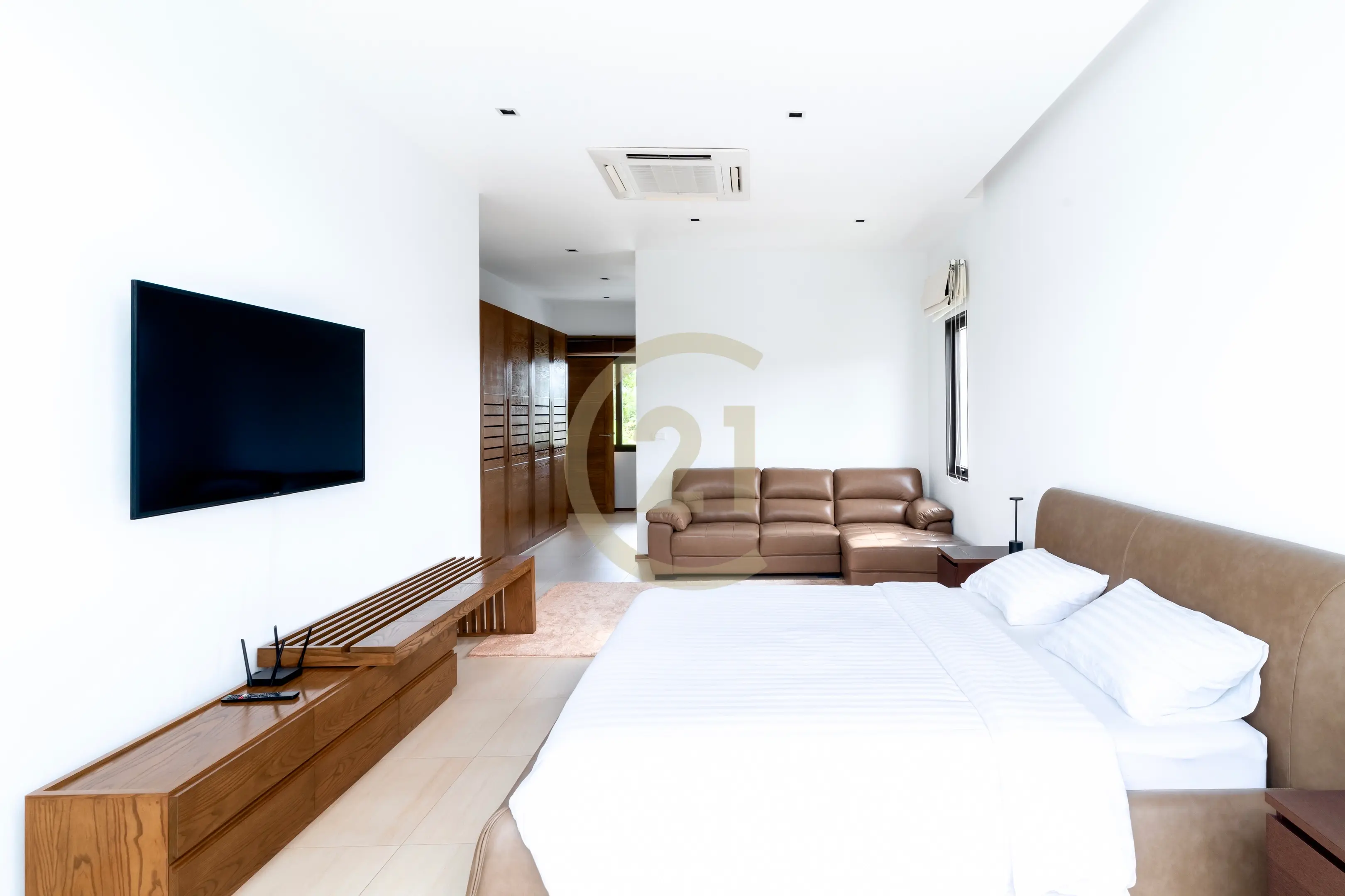 3 Bedroom Luxury Pool Villa for Rent in Nai Harn