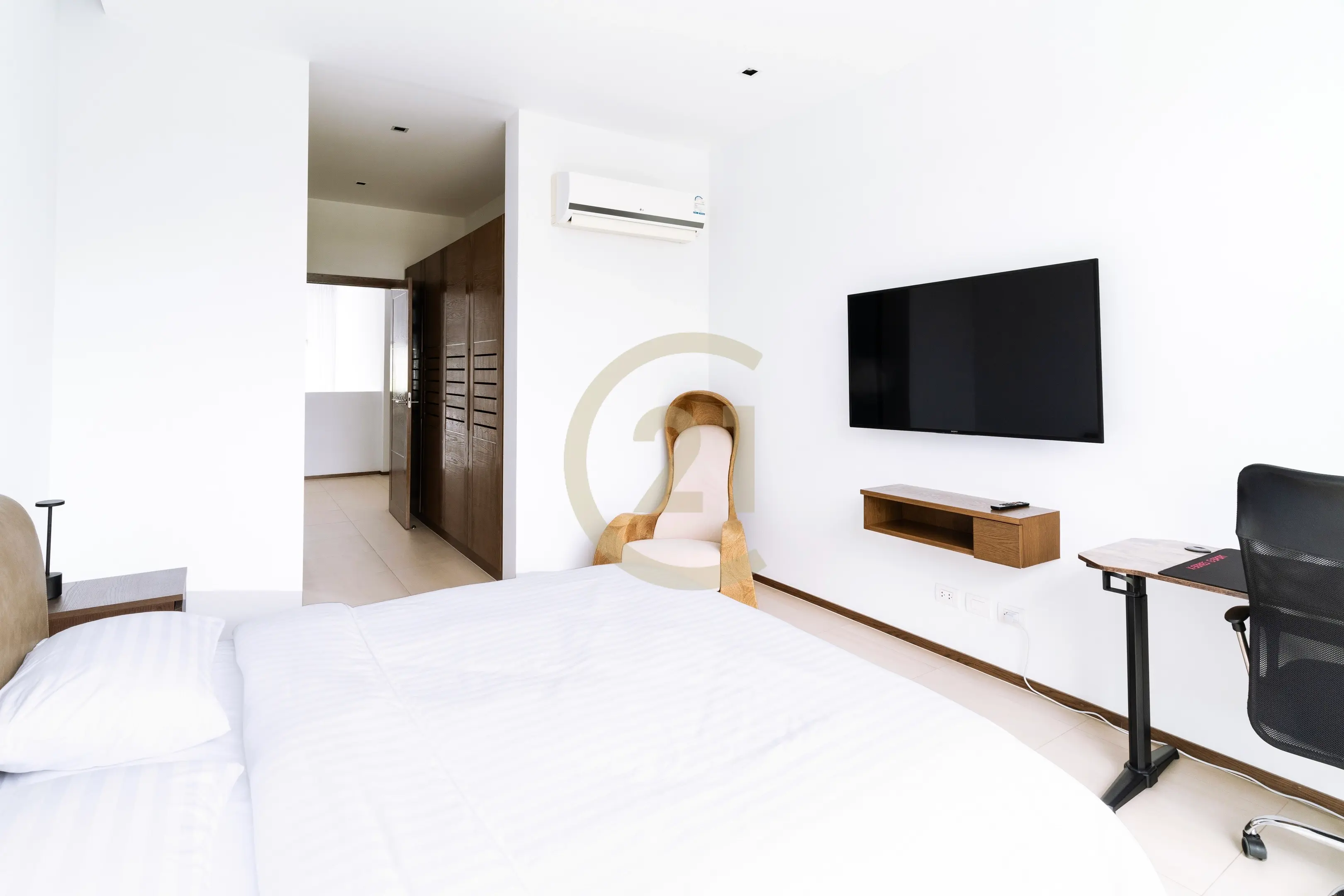 3 Bedroom Luxury Pool Villa for Rent in Nai Harn