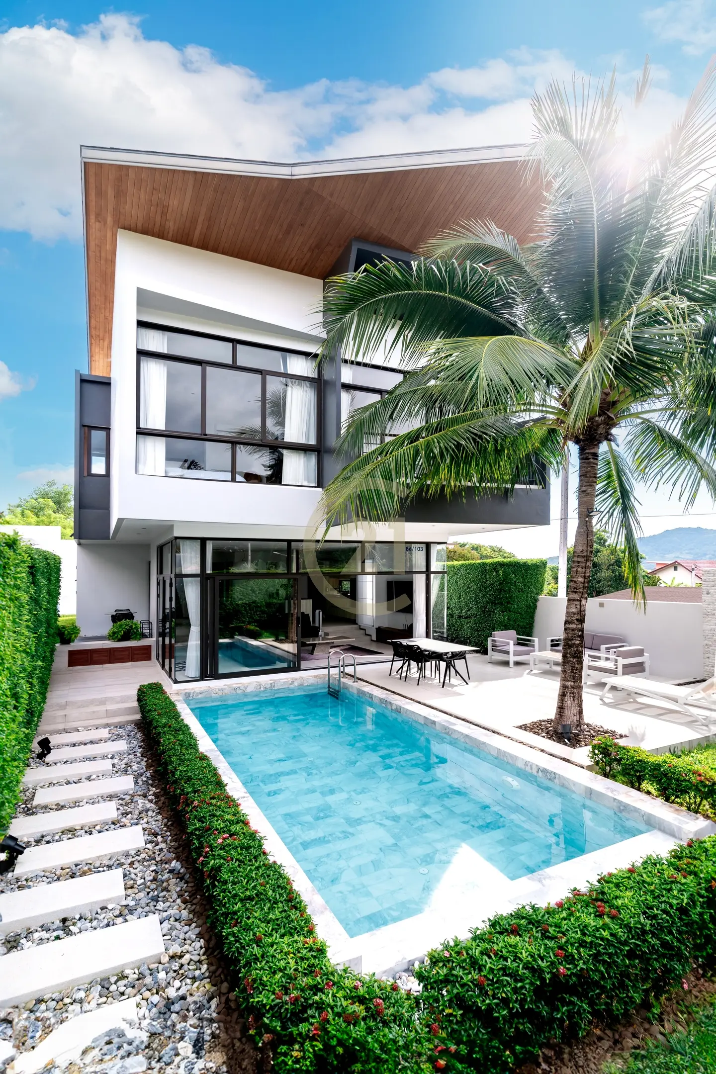 3 Bedroom Luxury Pool Villa for Rent in Nai Harn
