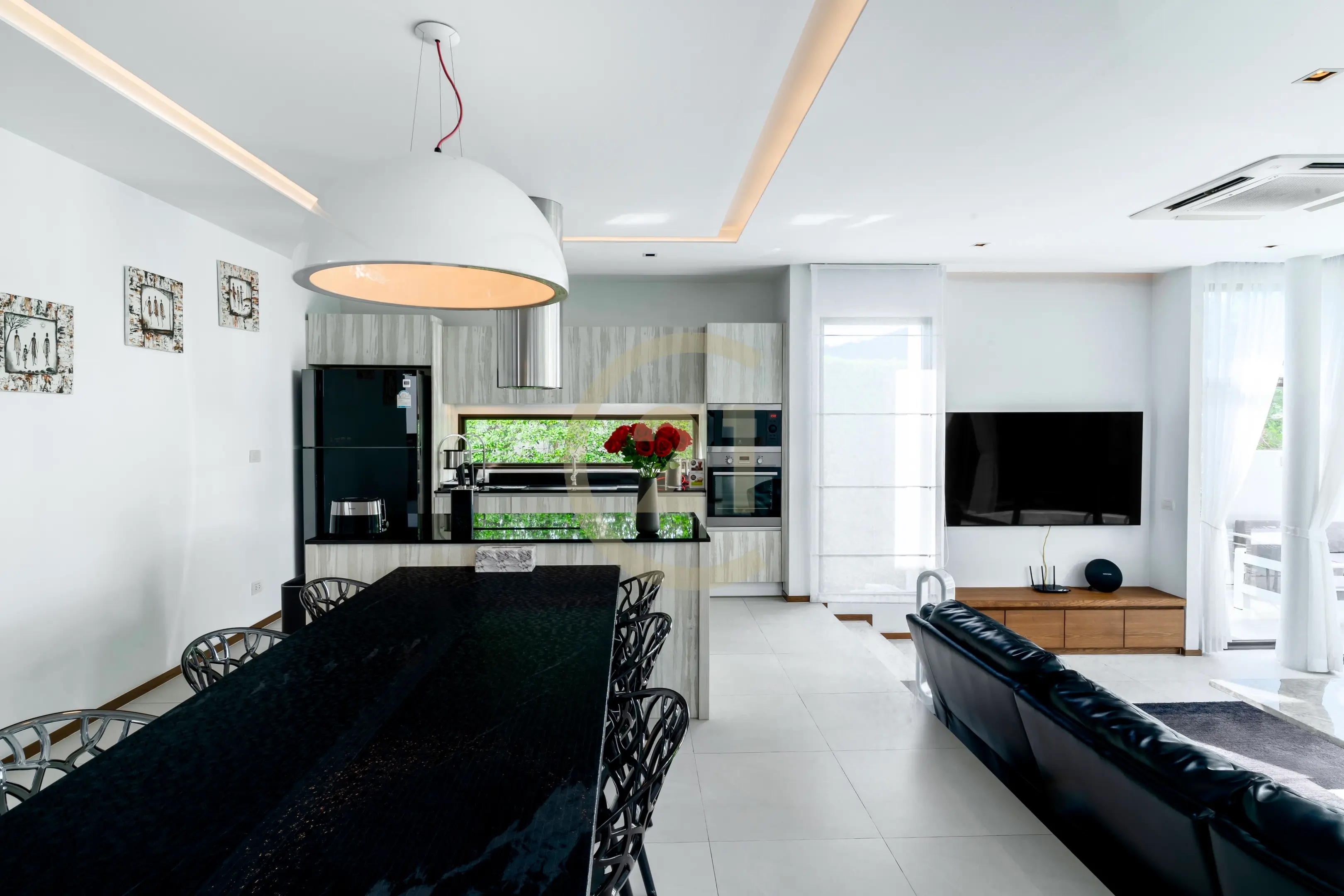 3 Bedroom Luxury Pool Villa for Rent in Nai Harn