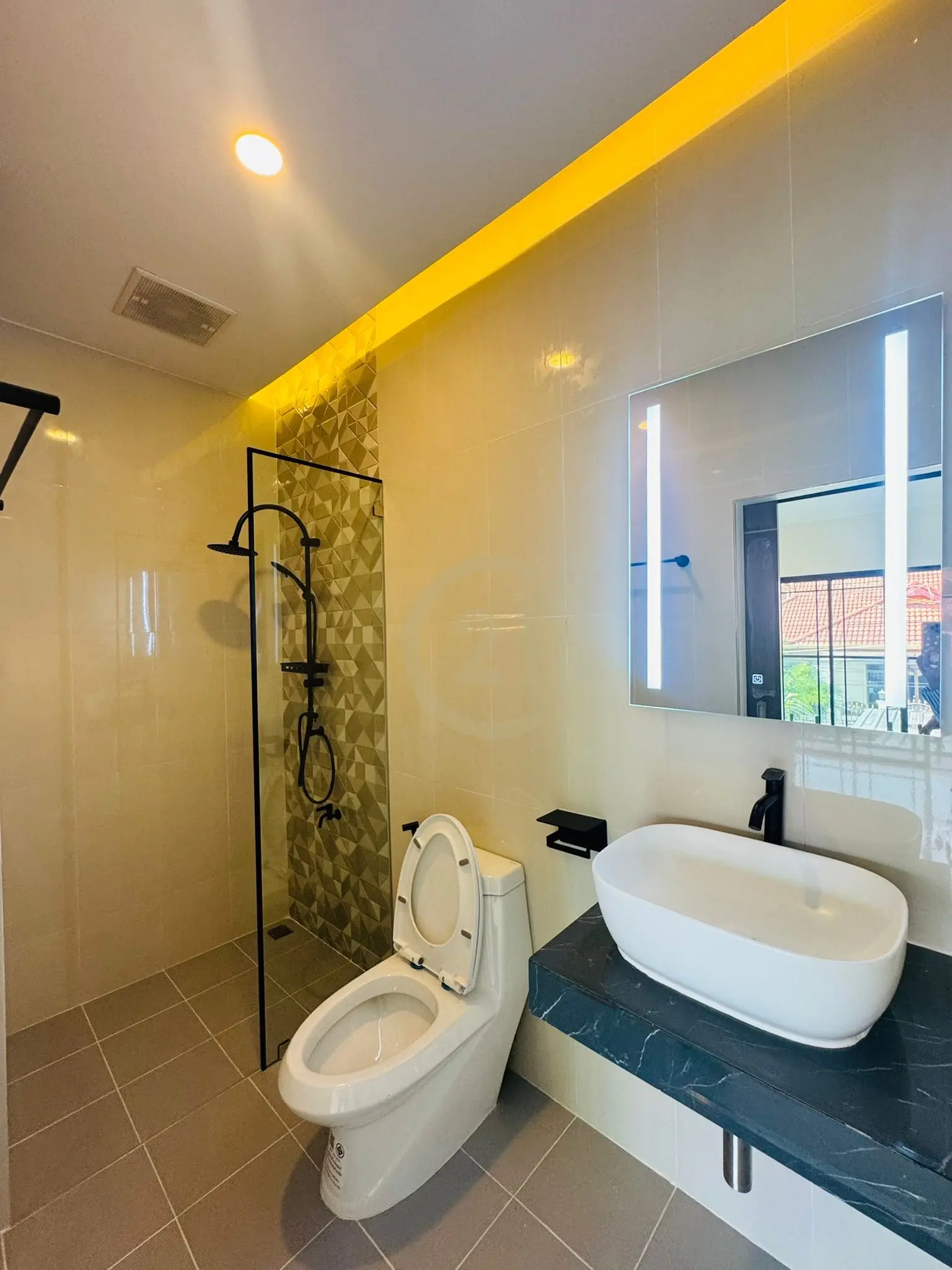 2 Bedrooms Newly Renovated Townhouse for Sale in Rawai, Phuket 