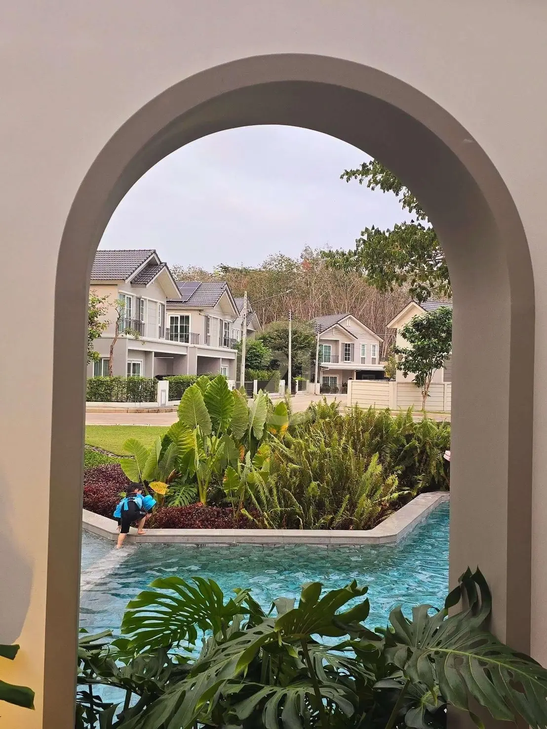 Spacious 4-Bedroom Modern Home and Lush Gardens in Pa Khlok, Phuket