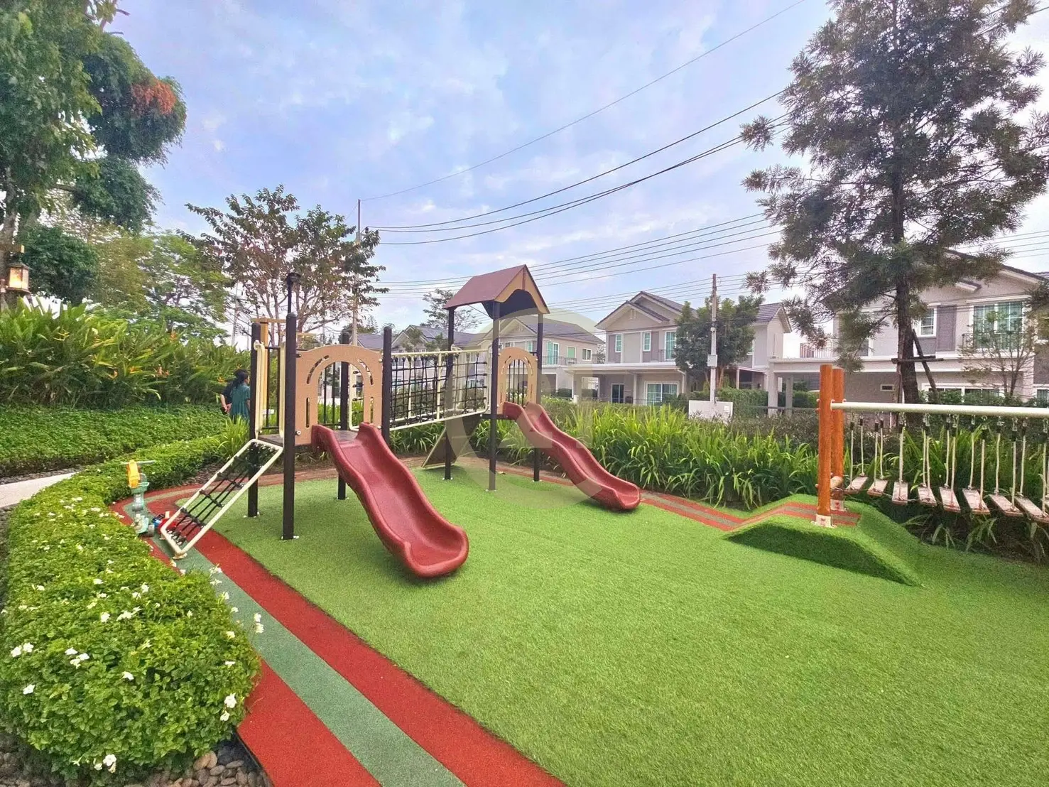 Spacious 4-Bedroom Modern Home and Lush Gardens in Pa Khlok, Phuket