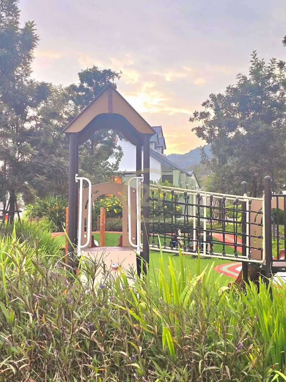 Spacious 4-Bedroom Modern Home and Lush Gardens in Pa Khlok, Phuket