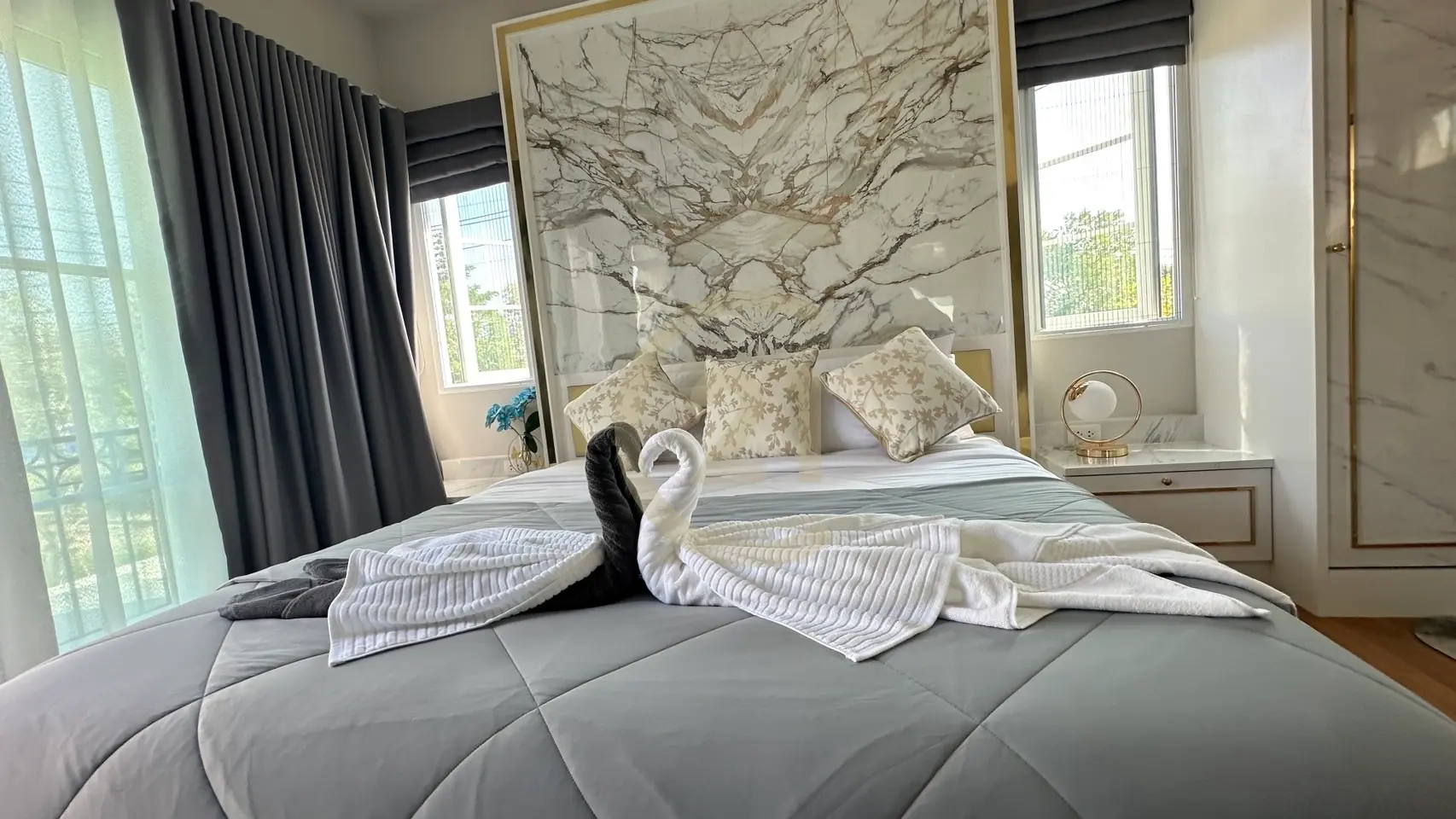 Spacious 4-Bedroom Modern Home and Lush Gardens in Pa Khlok, Phuket