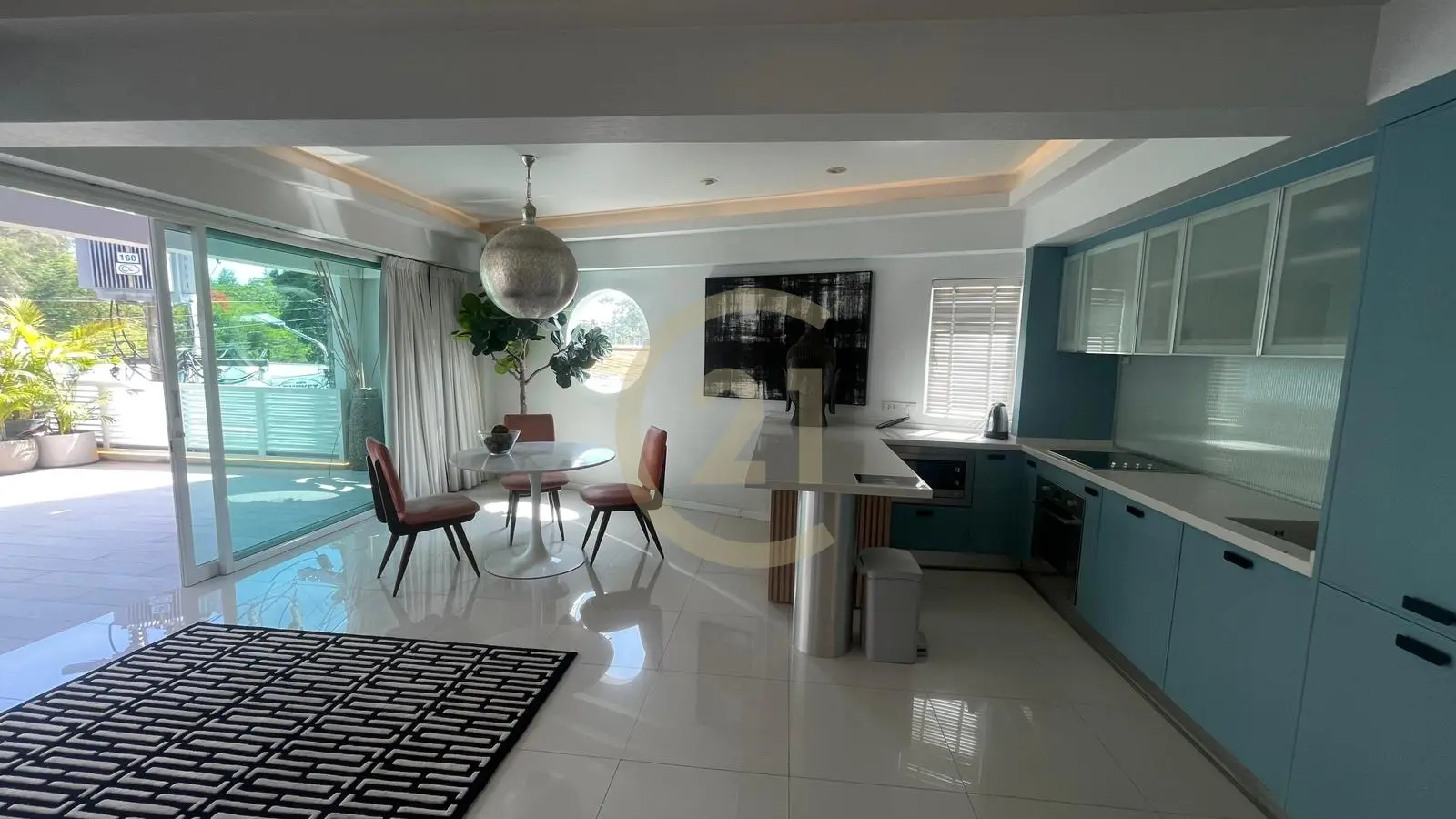 Spacious 4-Bed Penthouse in Rawai with Modern Living Spaces for Rent
