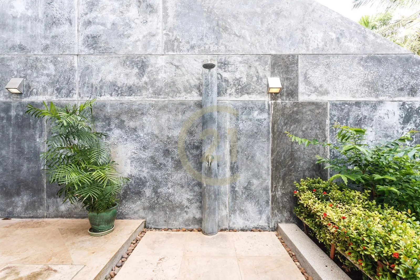 Seaview 4-Bedroom Villa with Private Pool and Modern in Rawai, Phuket