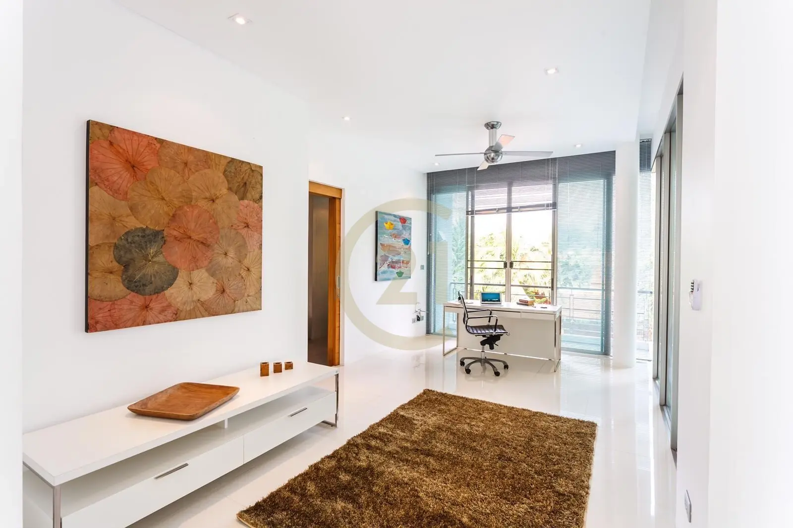 Seaview 4-Bedroom Villa with Private Pool and Modern in Rawai, Phuket
