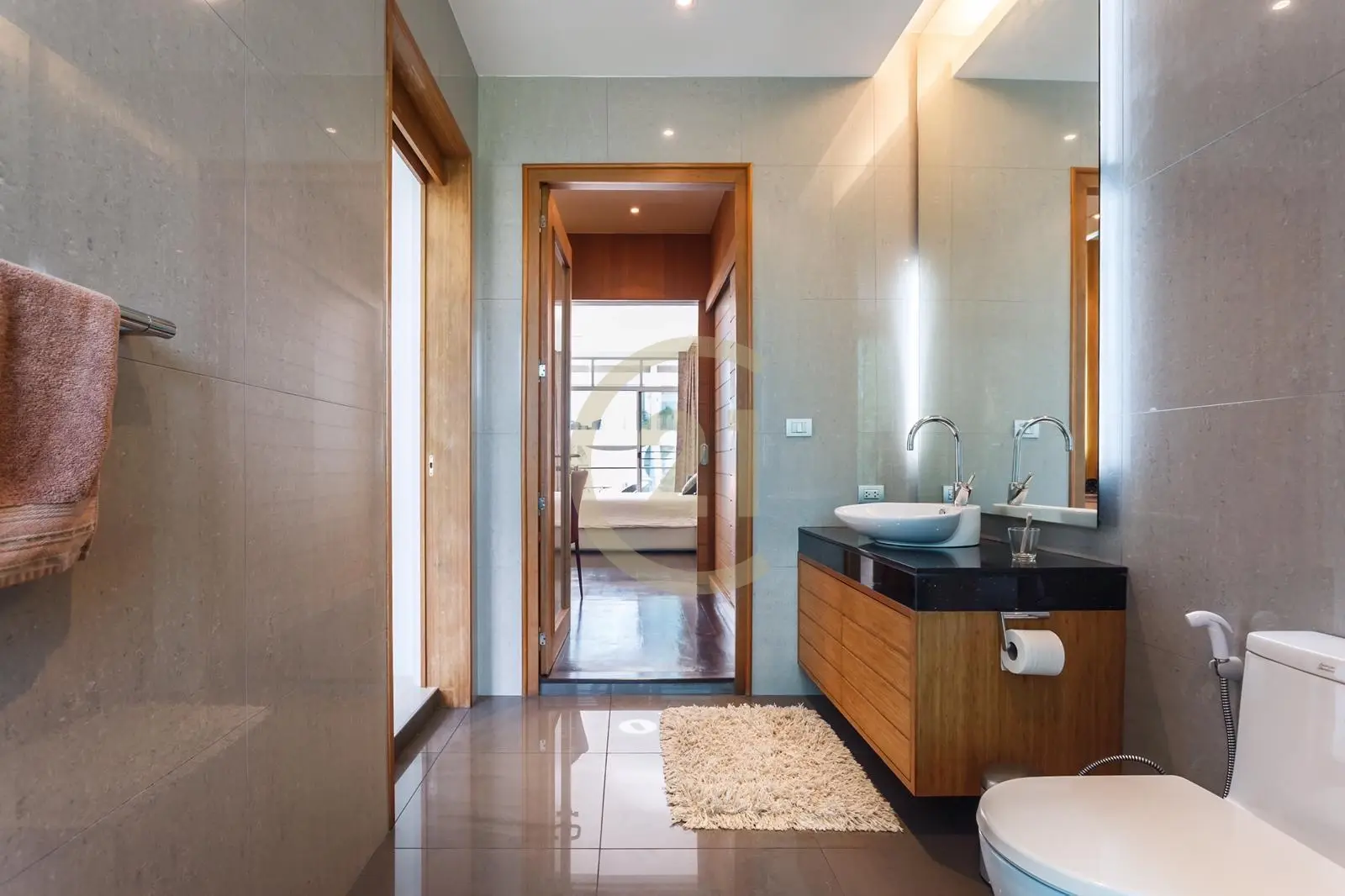 Seaview 4-Bedroom Villa with Private Pool and Modern in Rawai, Phuket
