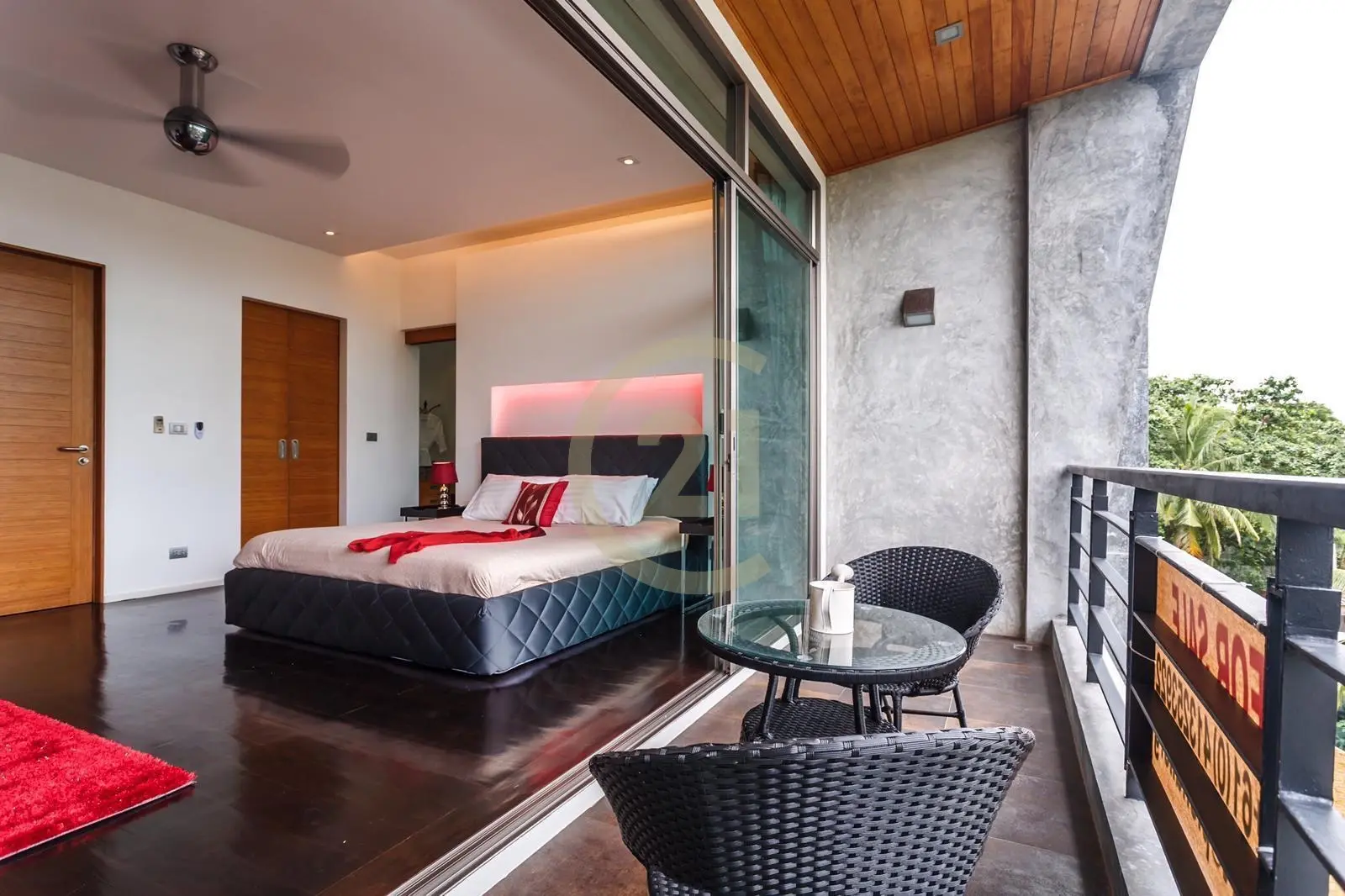 Seaview 4-Bedroom Villa with Private Pool and Modern in Rawai, Phuket