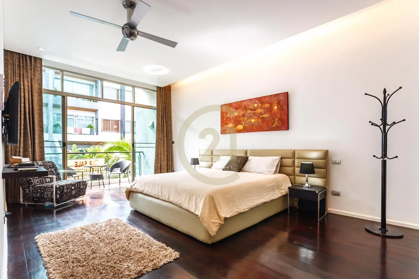 Seaview 4-Bedroom Villa with Private Pool and Modern in Rawai, Phuket