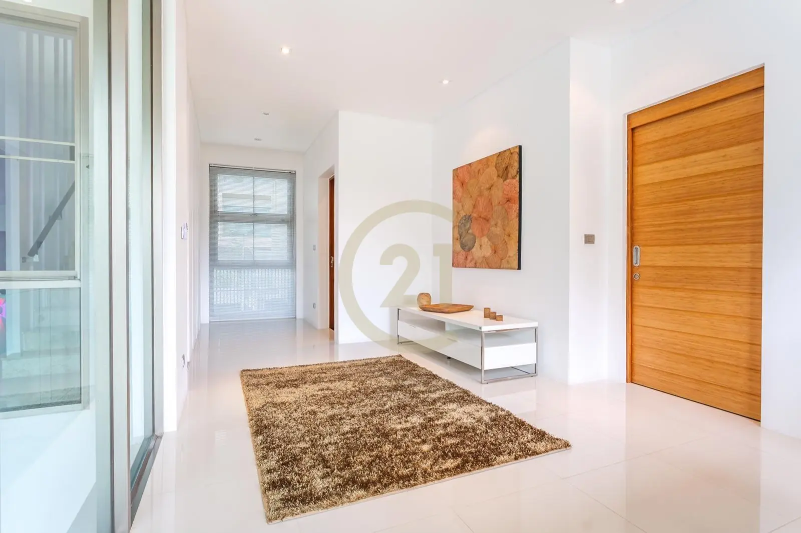 Seaview 4-Bedroom Villa with Private Pool and Modern in Rawai, Phuket