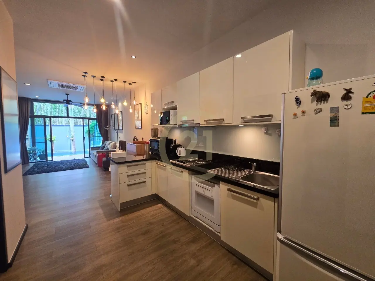 Modern 2 Bedrooms Villa with a Private Swimming Pool and Garden in Rawai