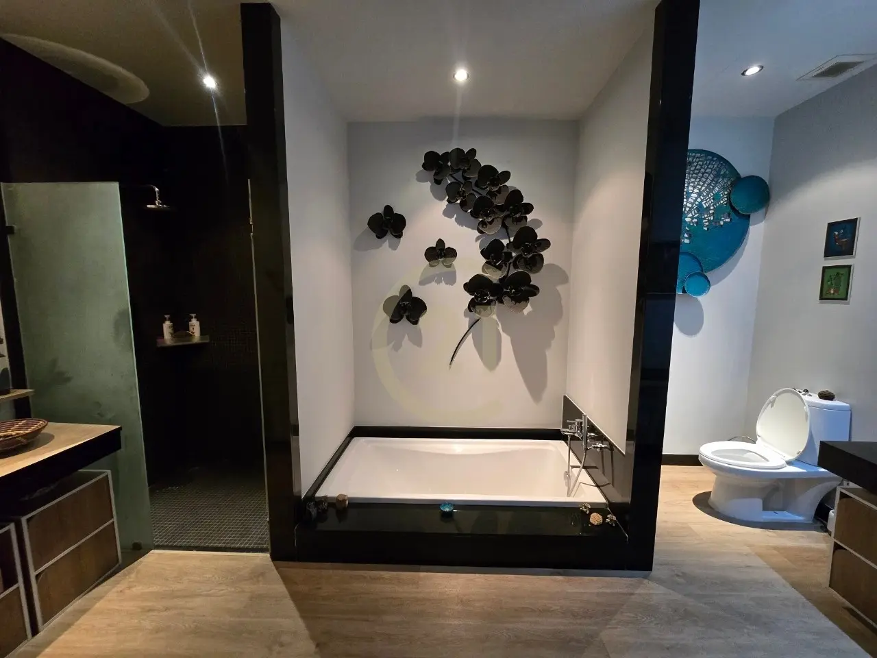 Modern 2 Bedrooms Villa with a Private Swimming Pool and Garden in Rawai