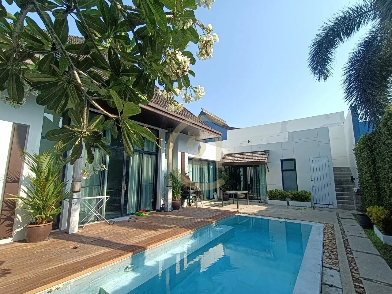 Boutique 2-Bedroom Private Pool Villa in Pasak