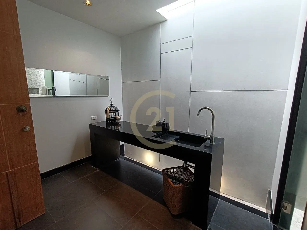 Charming 2-Bedroom Modern Villa with Private Pool and Lush Garden in Pasak, Phuket