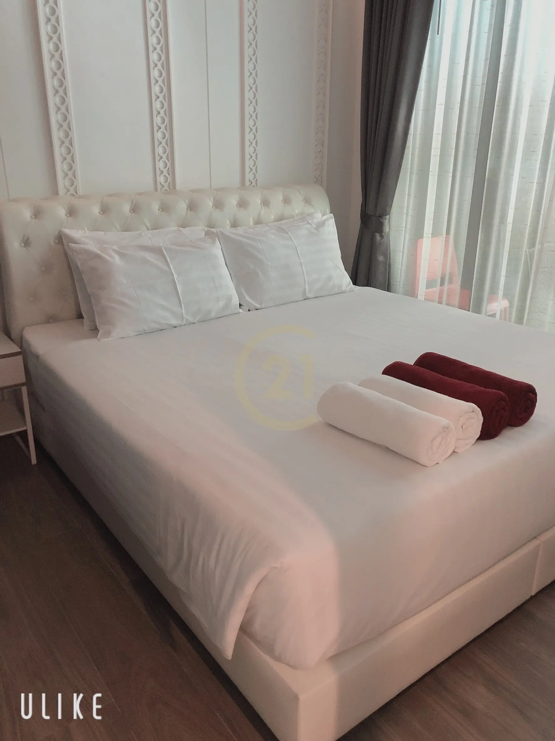 คอนโด 1 ห้องนอนแสนสบายพร้อมครัวสไตล์โมเดิร์นในรายา ภูเก็ต