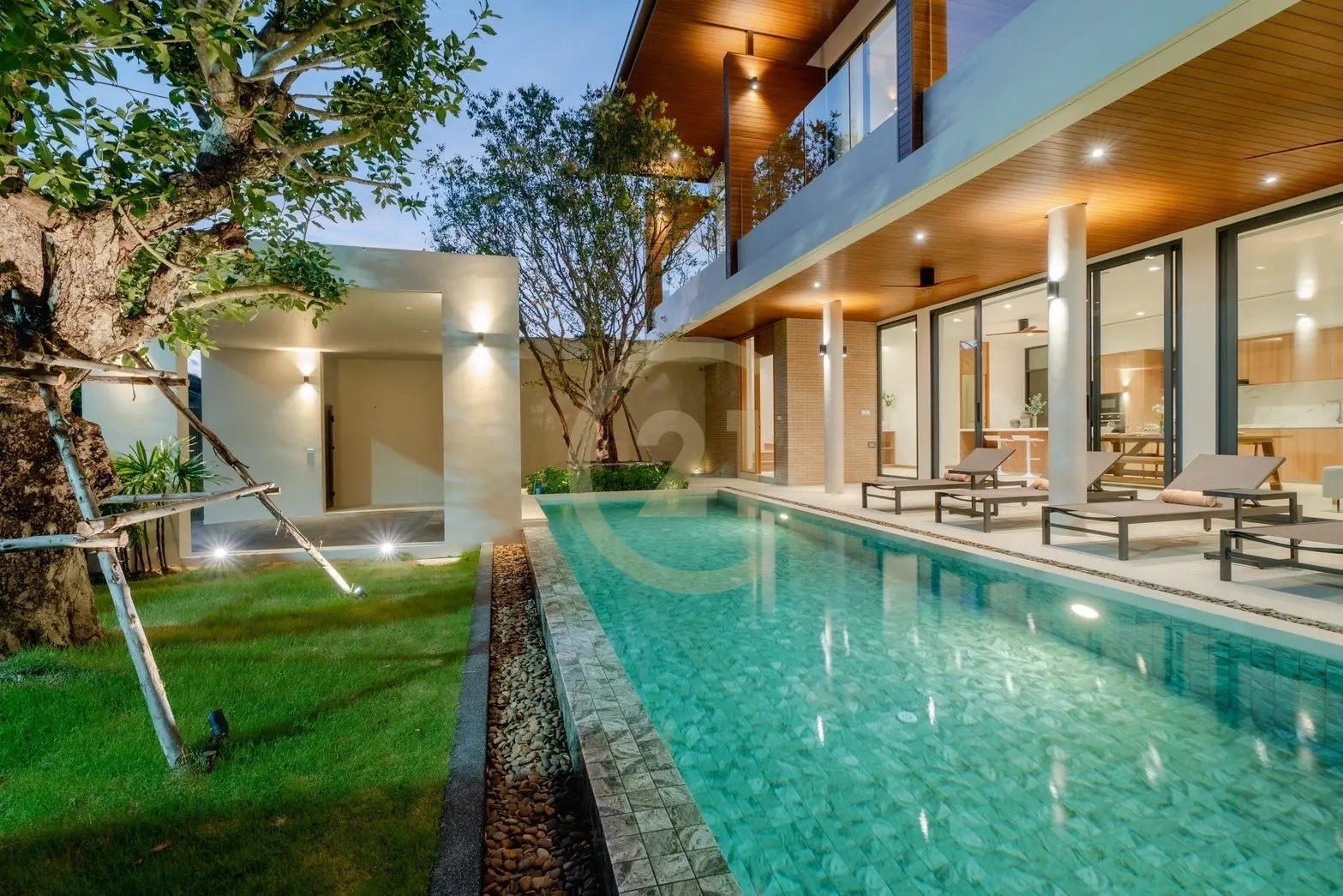 Contemporary 3-Bedroom Villa with Pool and Balcony in Rawai, Phuket