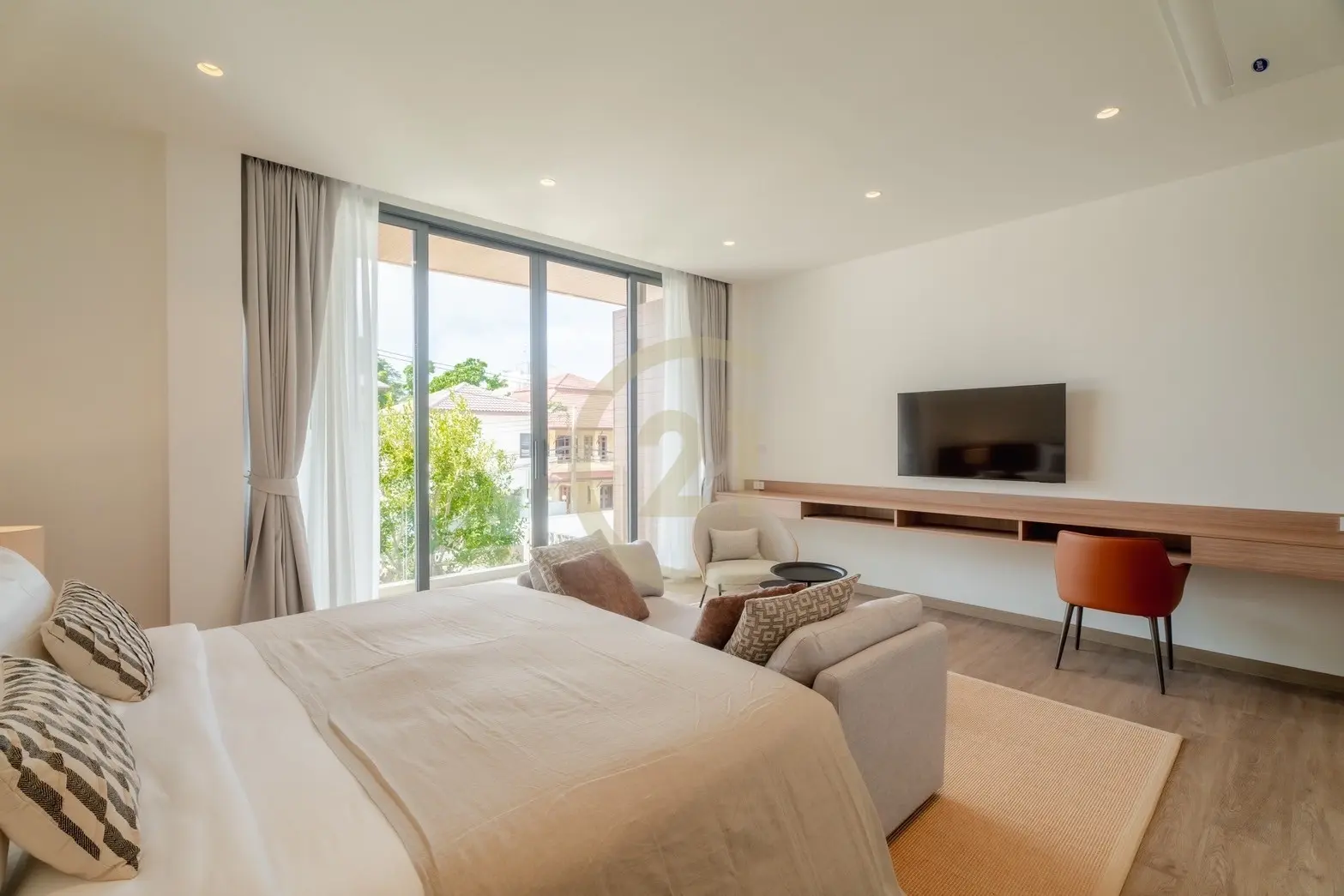 Contemporary 3-Bedroom Villa with Pool and Balcony in Rawai, Phuket