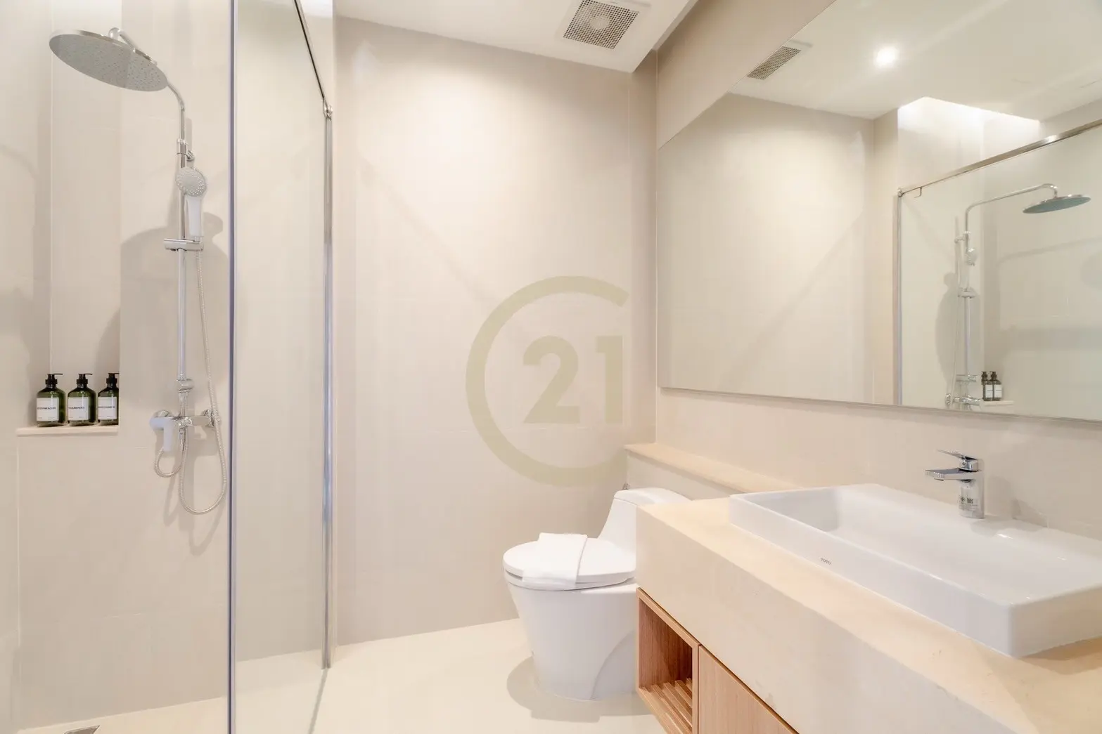 Contemporary 3-Bedroom Villa with Pool and Balcony in Rawai, Phuket