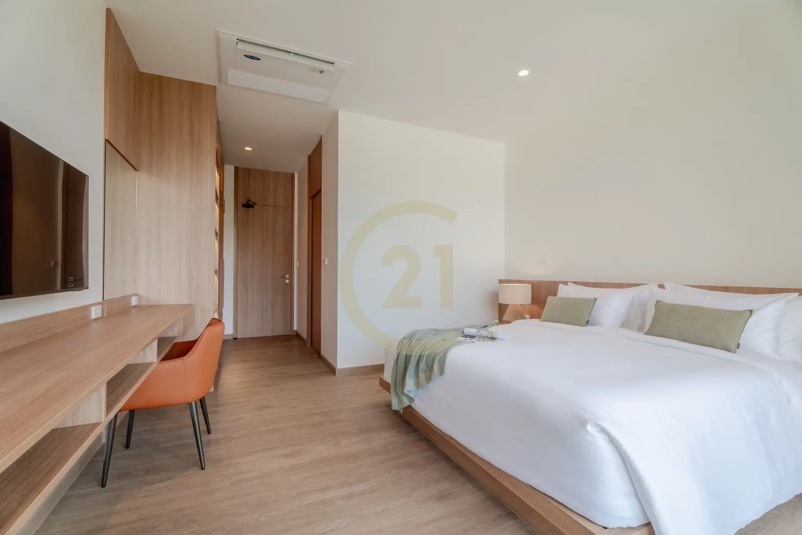 Contemporary 3-Bedroom Villa with Pool and Balcony in Rawai, Phuket