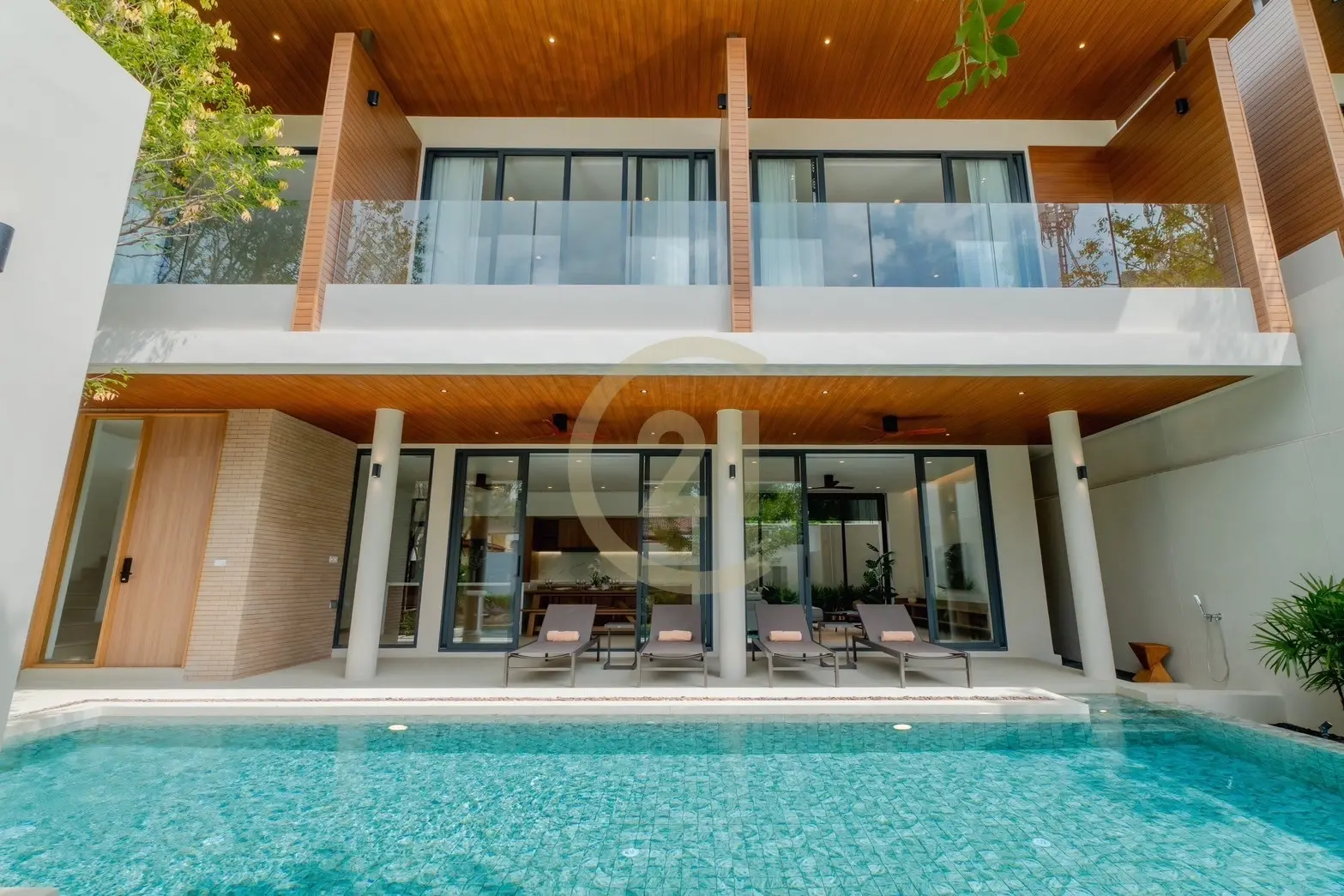 Contemporary 3-Bedroom Villa with Pool and Balcony in Rawai, Phuket