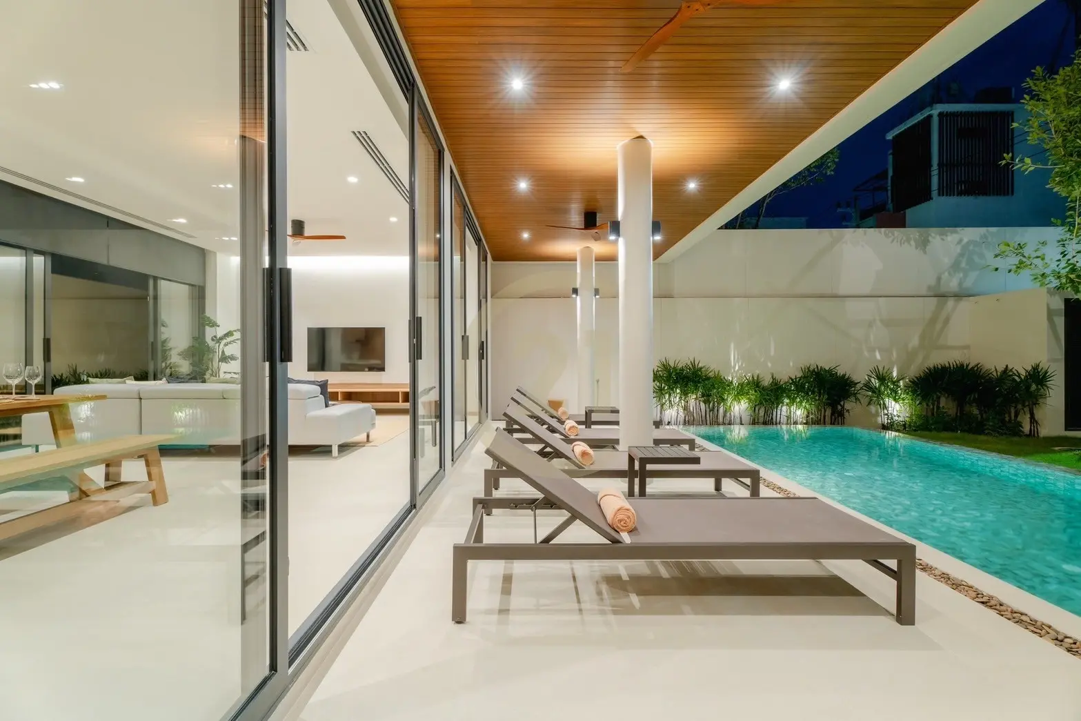 Contemporary 3-Bedroom Villa with Pool and Balcony in Rawai, Phuket