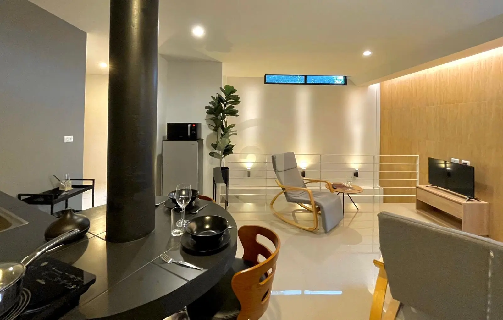1 Bedroom Suite Apartment for Rent