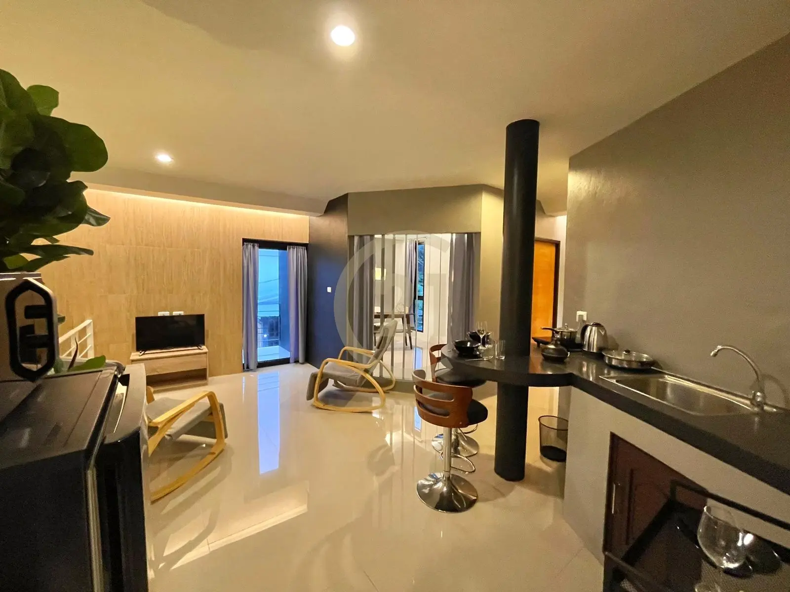 1 Bedroom Suite Apartment for Rent