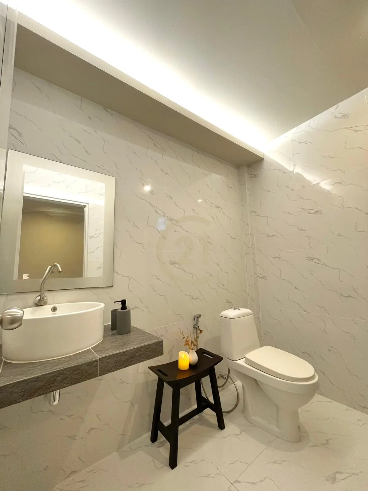 1 Bedroom Suite Apartment for Rent