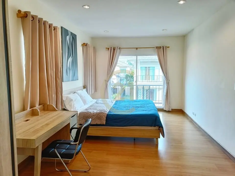 บ้านสองชั้นอบอุ่น 3 ห้องนอน 2 ห้องน้ำ พร้อมสวนและระเบียงในกะทู้ ภูเก็ต