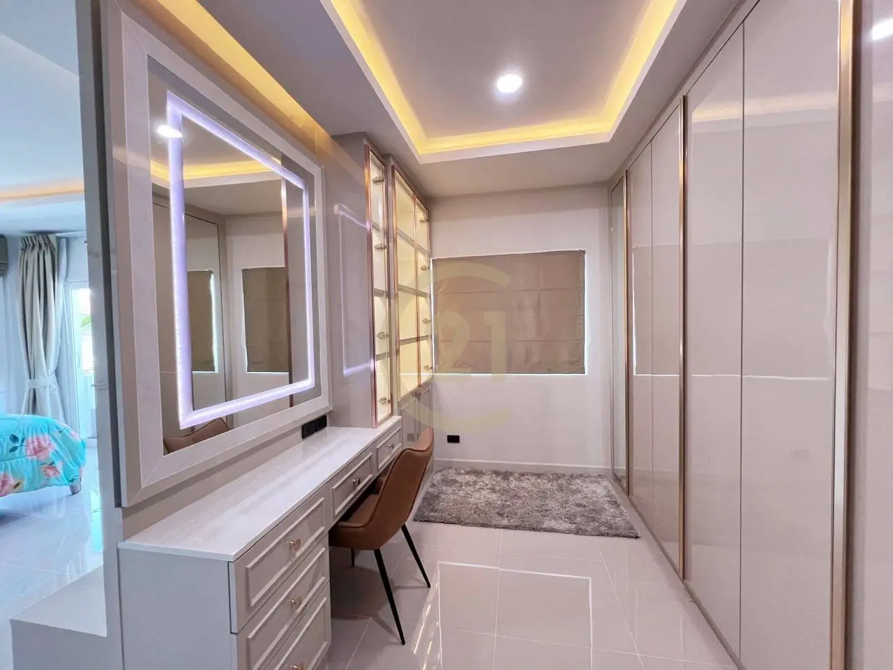 Modern 3-Bedroom Villa with Pool and Privacy in Ko Kaeo, Phuket