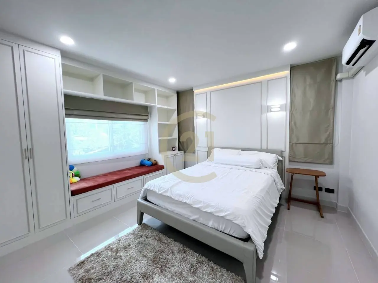 Modern 3-Bedroom Villa with Pool and Privacy in Ko Kaeo, Phuket