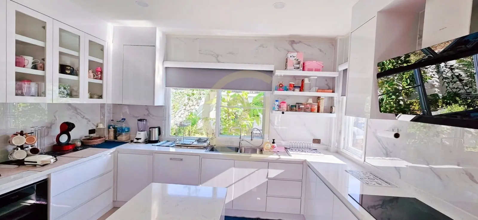 Modern 3-Bedroom Villa with Pool and Privacy in Ko Kaeo, Phuket