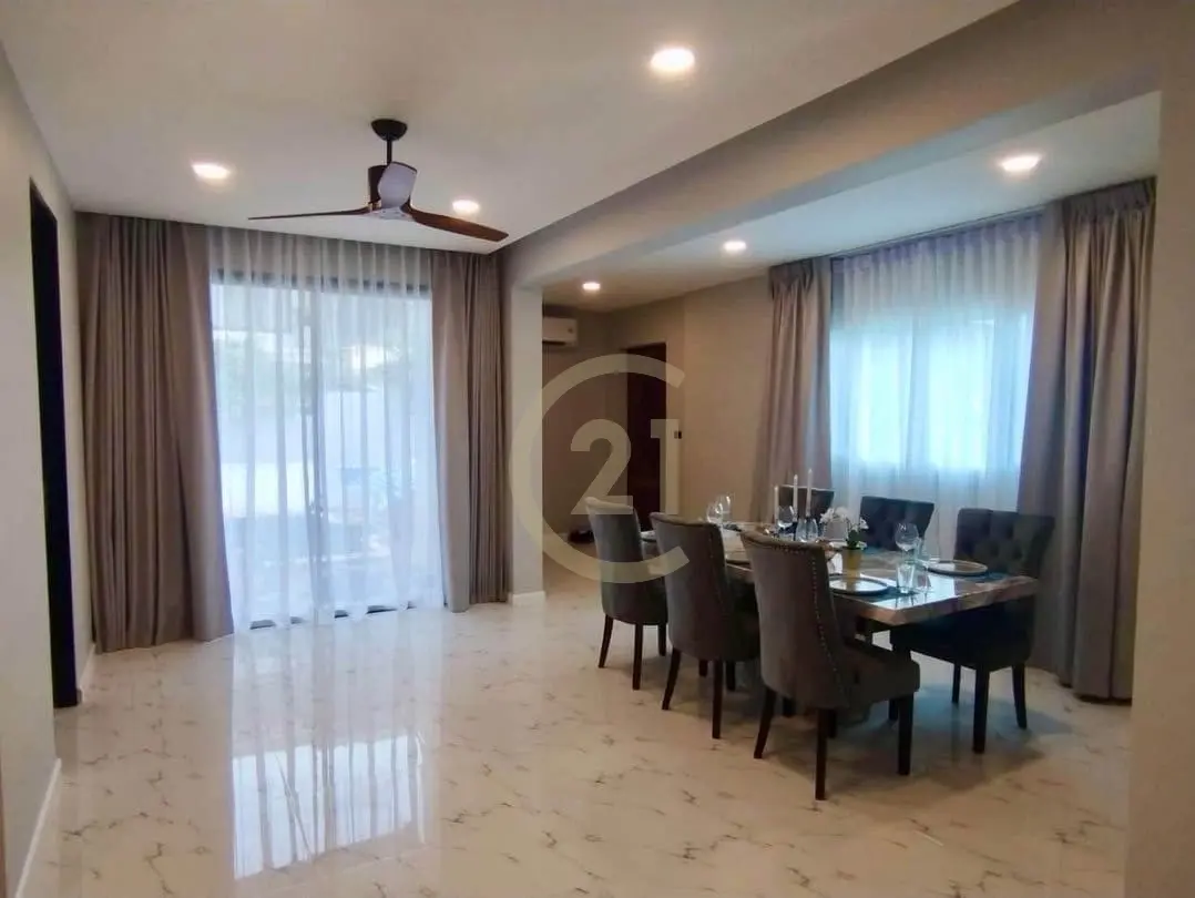 Comfortable 3-Bedroom Villa with Modern Touches in Kathu, Phuket