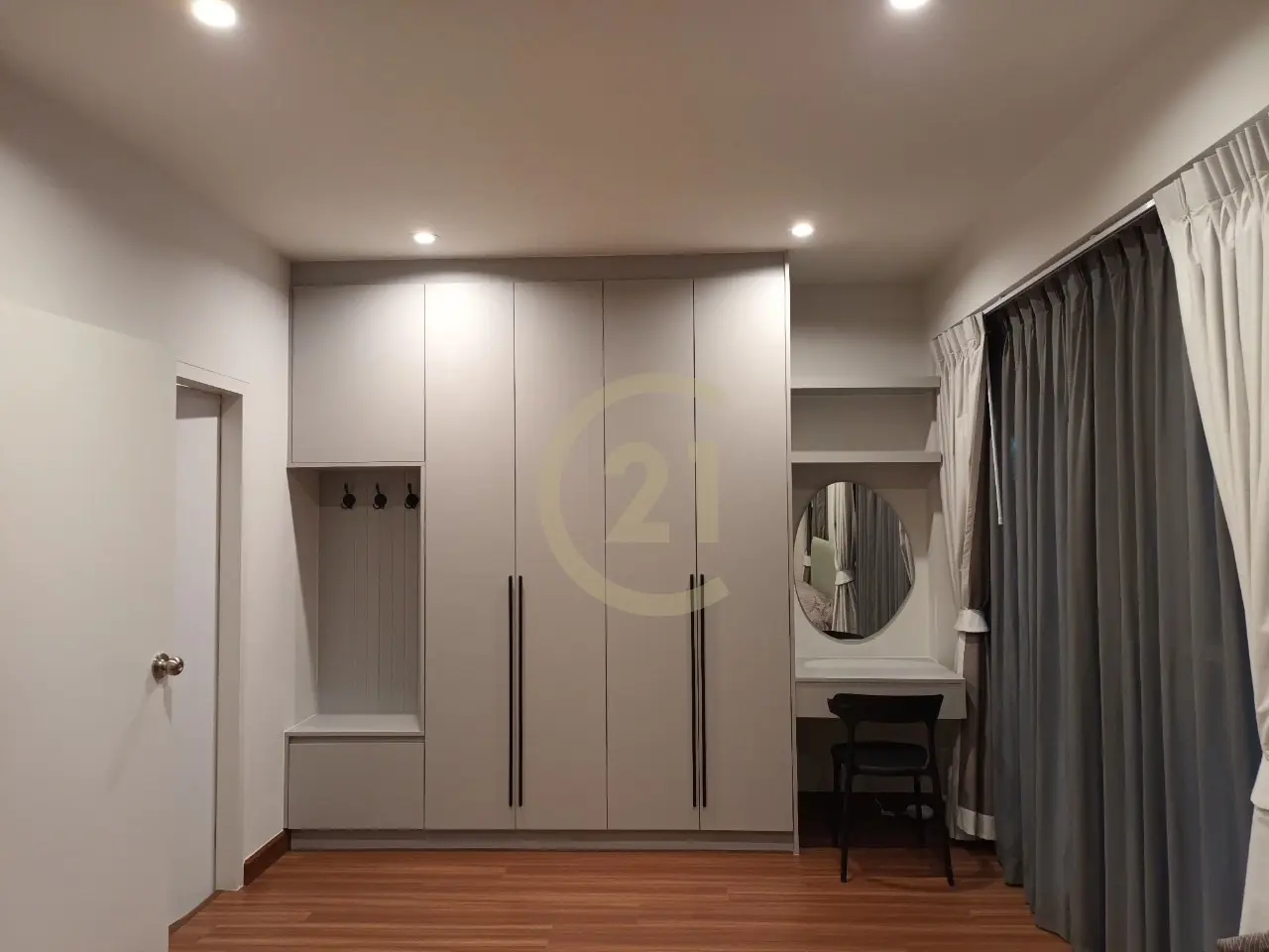 Comfortable 3-Bedroom Two-Story House with Open-Plan Living in Si Sunthon, Thalang