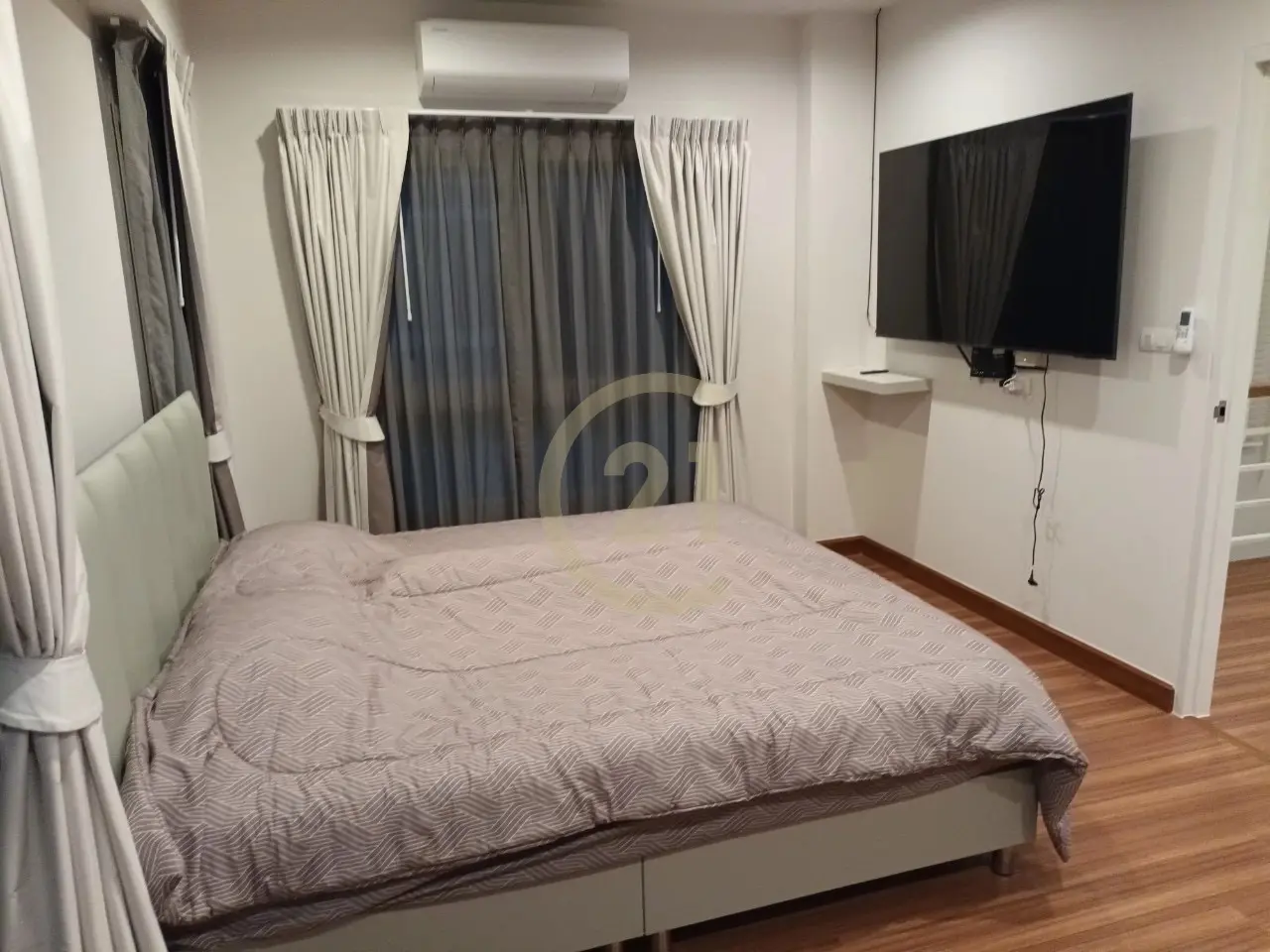 Comfortable 3-Bedroom Two-Story House with Open-Plan Living in Si Sunthon, Thalang