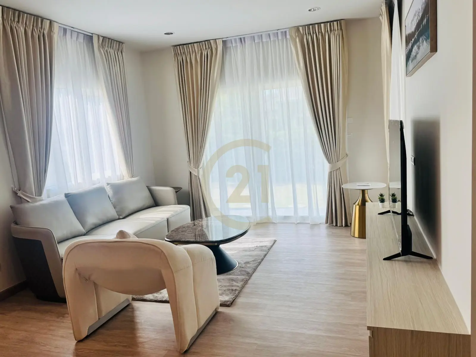 Comfortable 4-Bedroom Two-Story Home with Garden in Ko Kaeo
