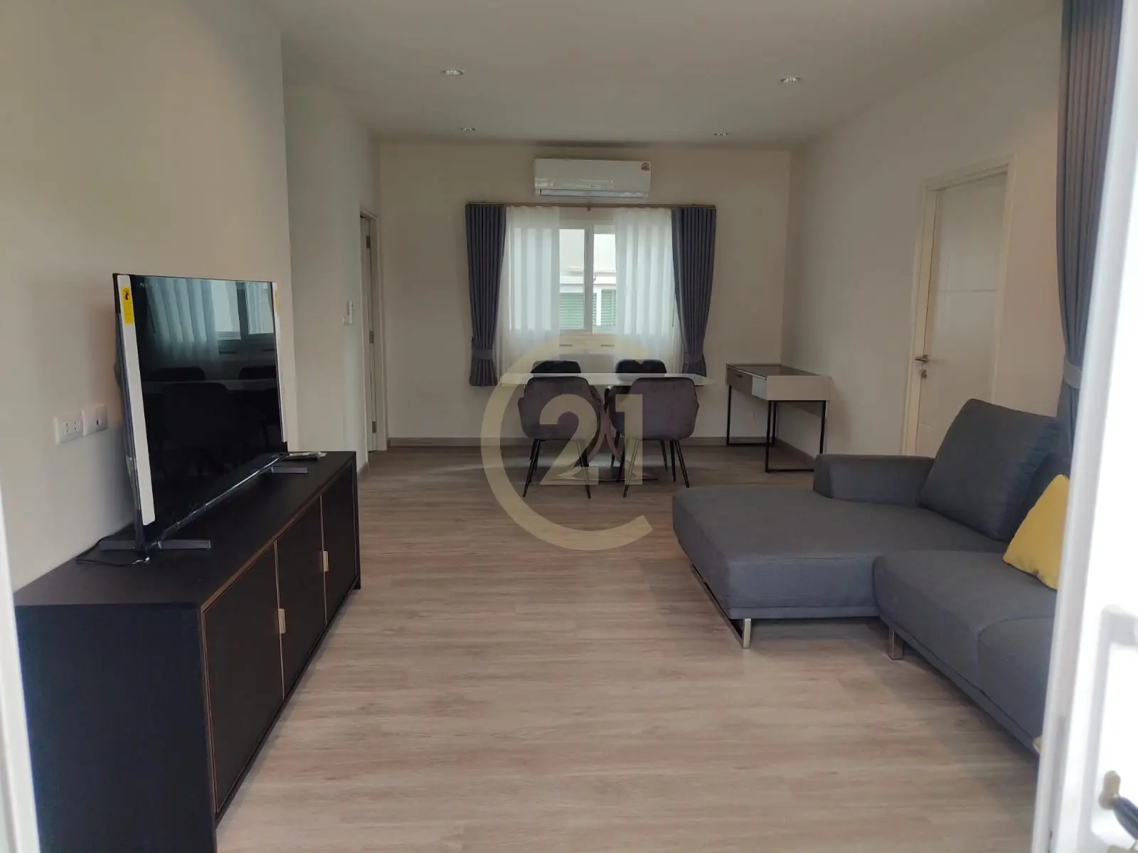 Comfortable 4-Bedroom Two-Story Home with Garden in Ko Kaeo