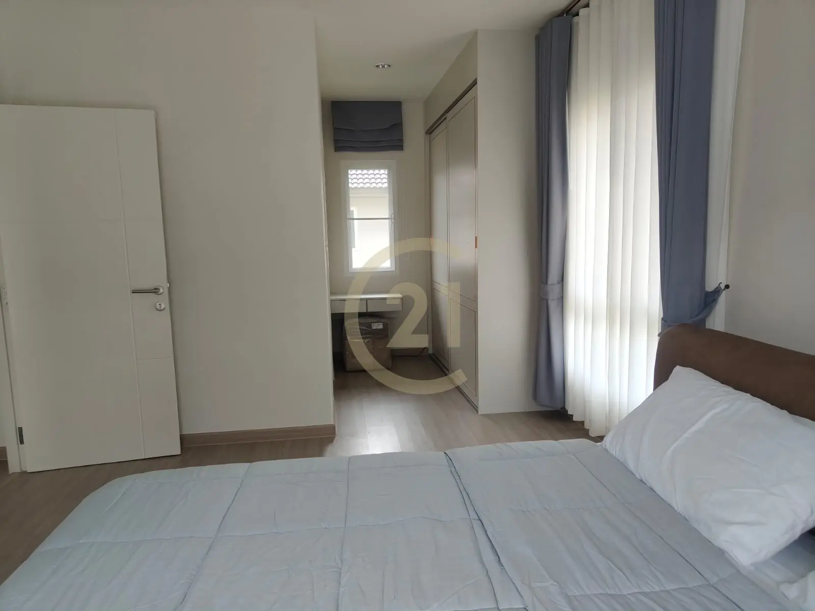 Comfortable 4-Bedroom Two-Story Home with Garden in Ko Kaeo