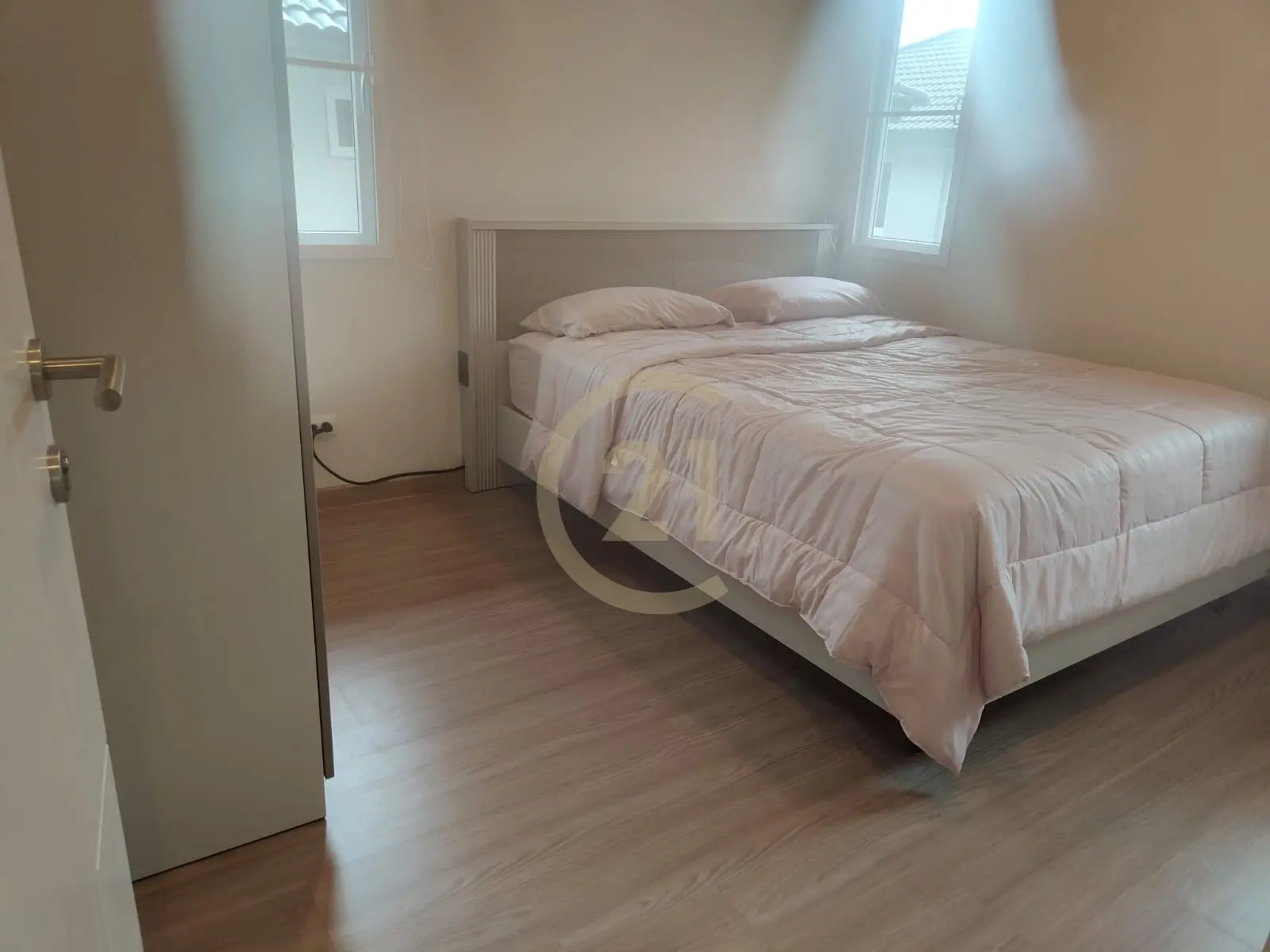 Comfortable 4-Bedroom Two-Story Home with Garden in Ko Kaeo