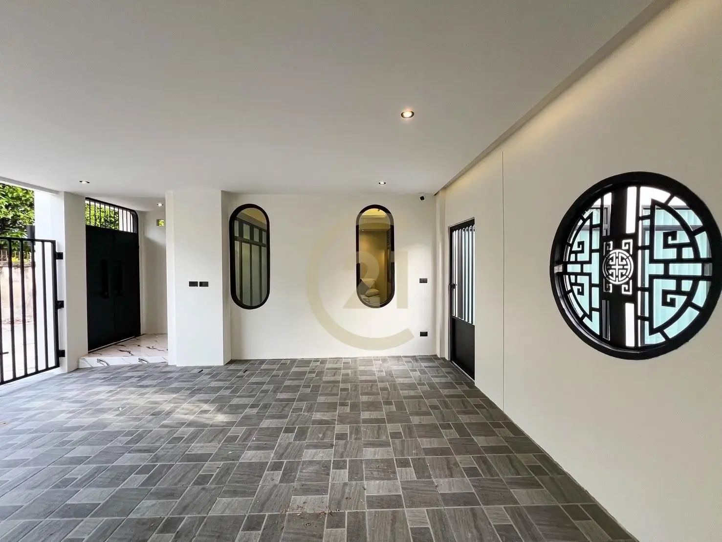 3 Bedrooms Modern Pool Villa for Sale – Phuket City (Near Saphan Hin)